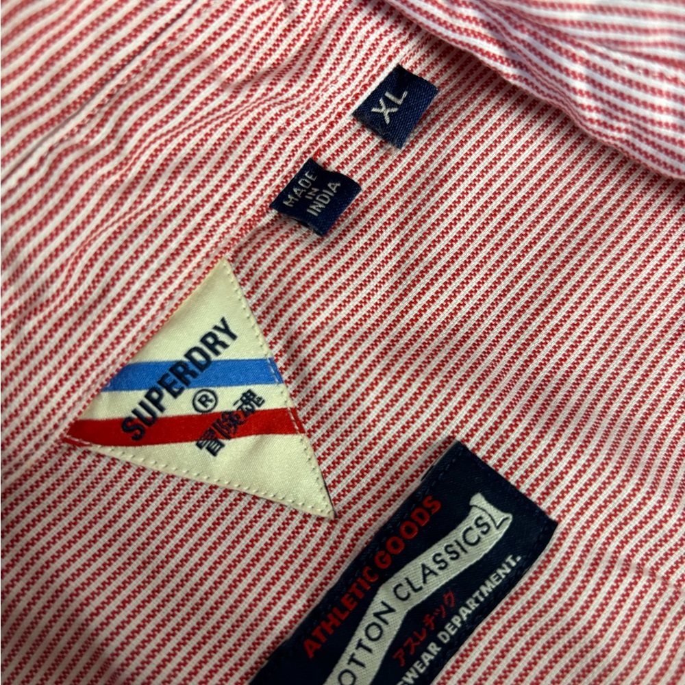 Men’s Super dry dress shirt red and white pin stripes xl